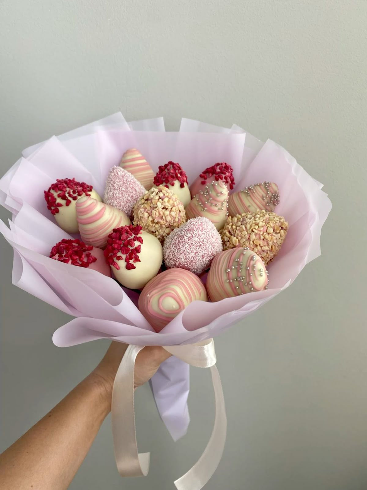Chocolate-Covered Strawberry Bouquet